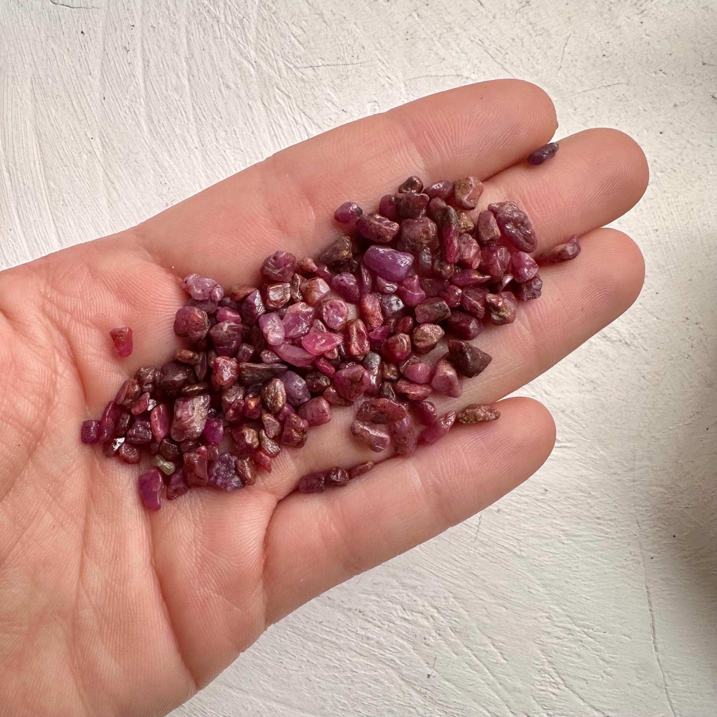 Raw Ruby Chips | 2-8 mm - GetYourCrystal