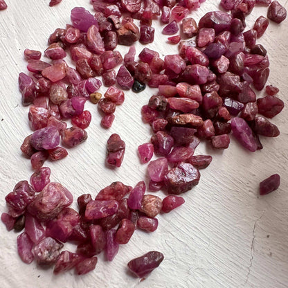 Raw Ruby Chips | 2-8 mm - GetYourCrystal