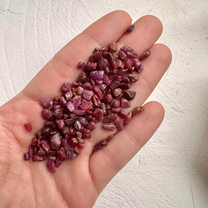 Raw Ruby Chips | 2-8 mm - GetYourCrystal